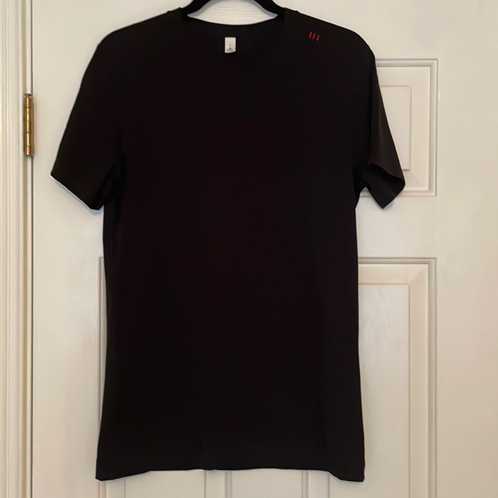 Lululemon Black Short Sleeve Tee Shirt